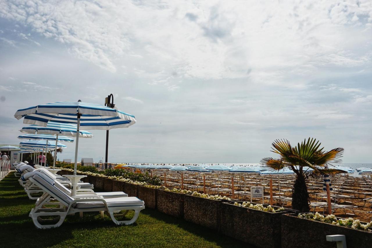Hotel Le Soleil Lido di Jesolo Exterior photo