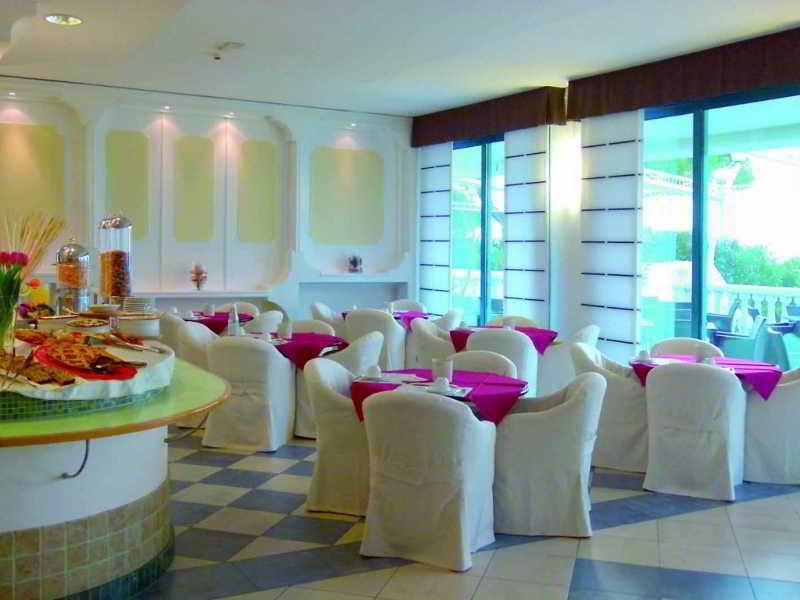 Hotel Le Soleil Lido di Jesolo Exterior photo