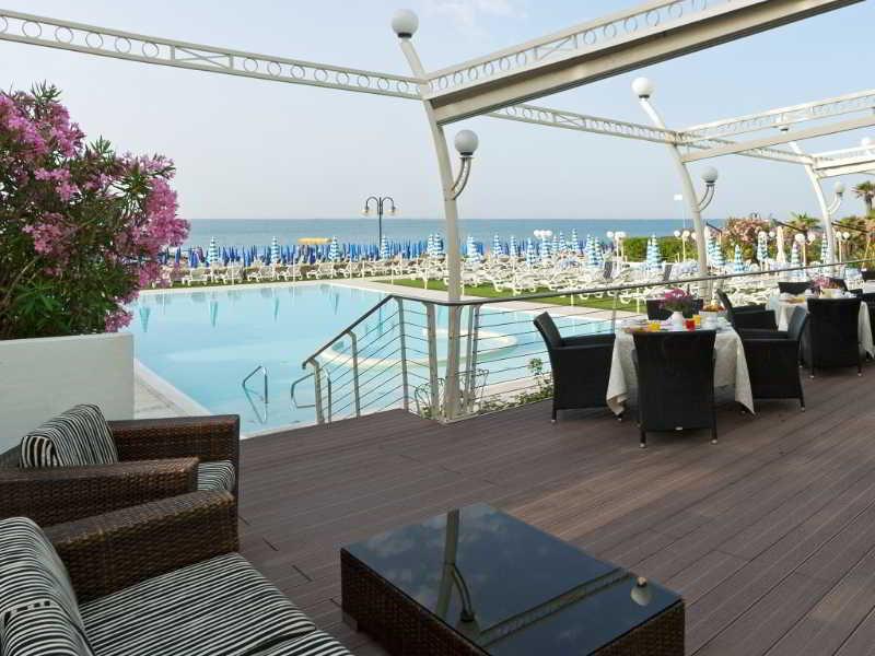 Hotel Le Soleil Lido di Jesolo Exterior photo