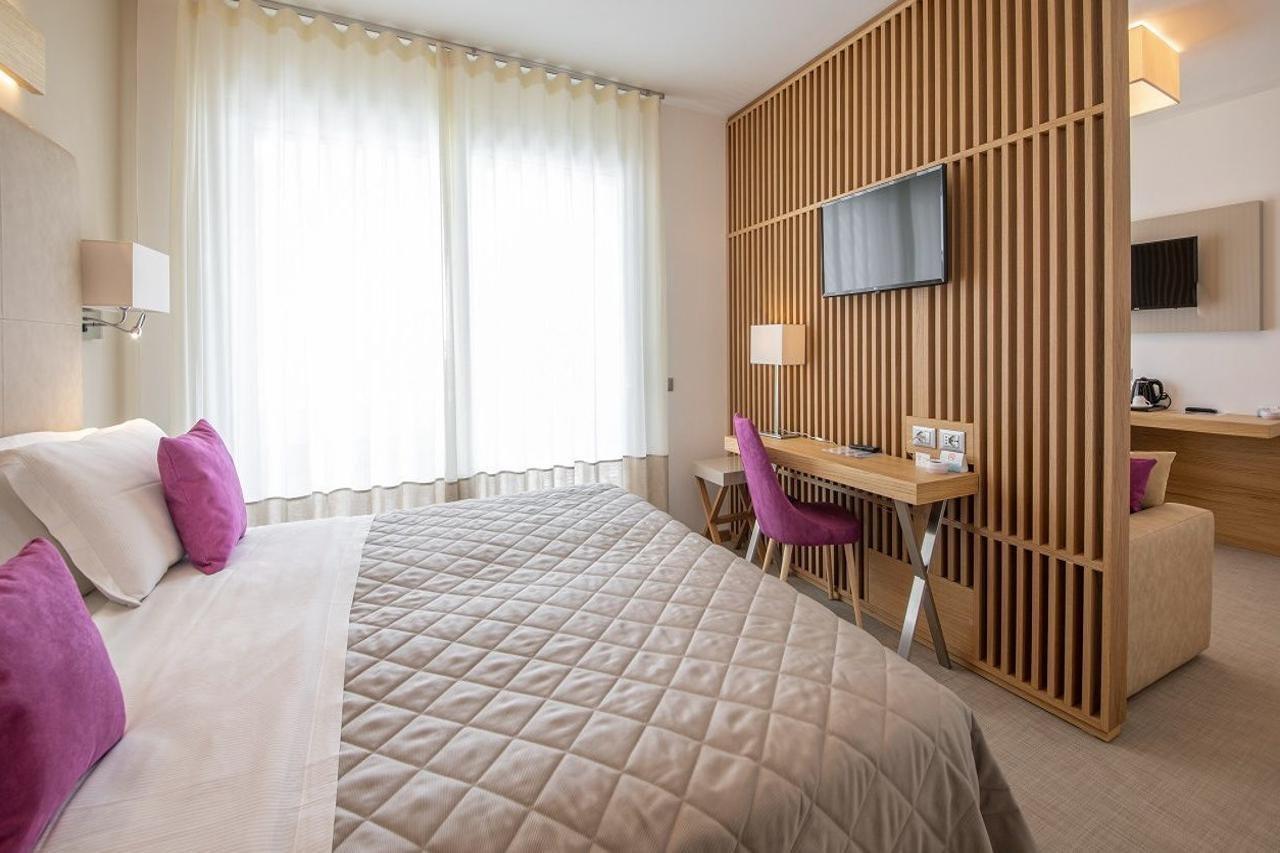 Hotel Le Soleil Lido di Jesolo Exterior photo