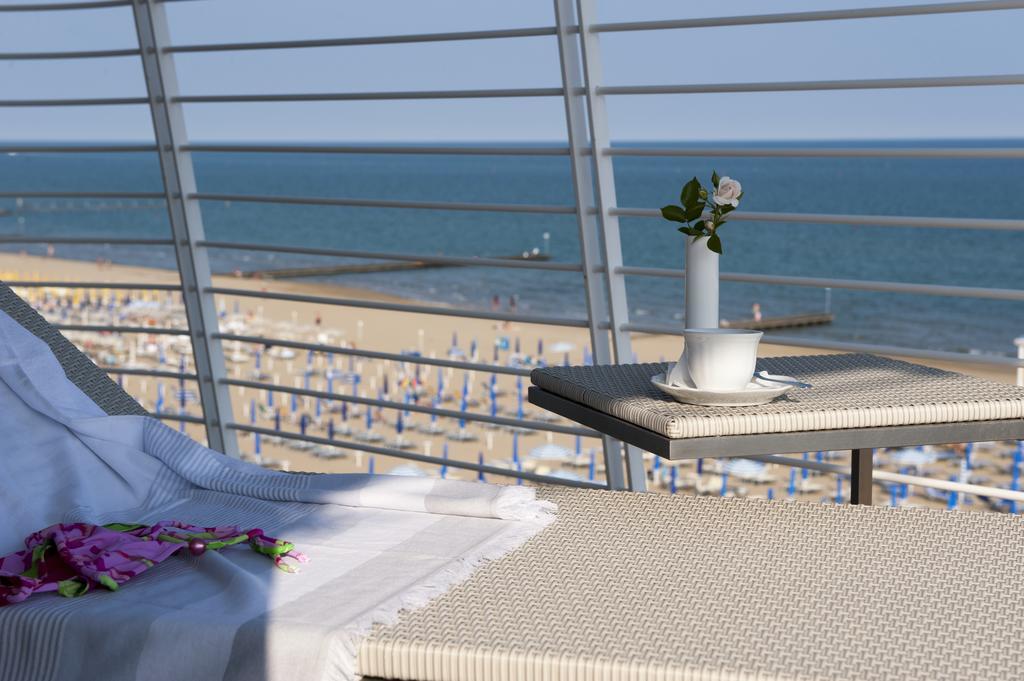 Hotel Le Soleil Lido di Jesolo Exterior photo